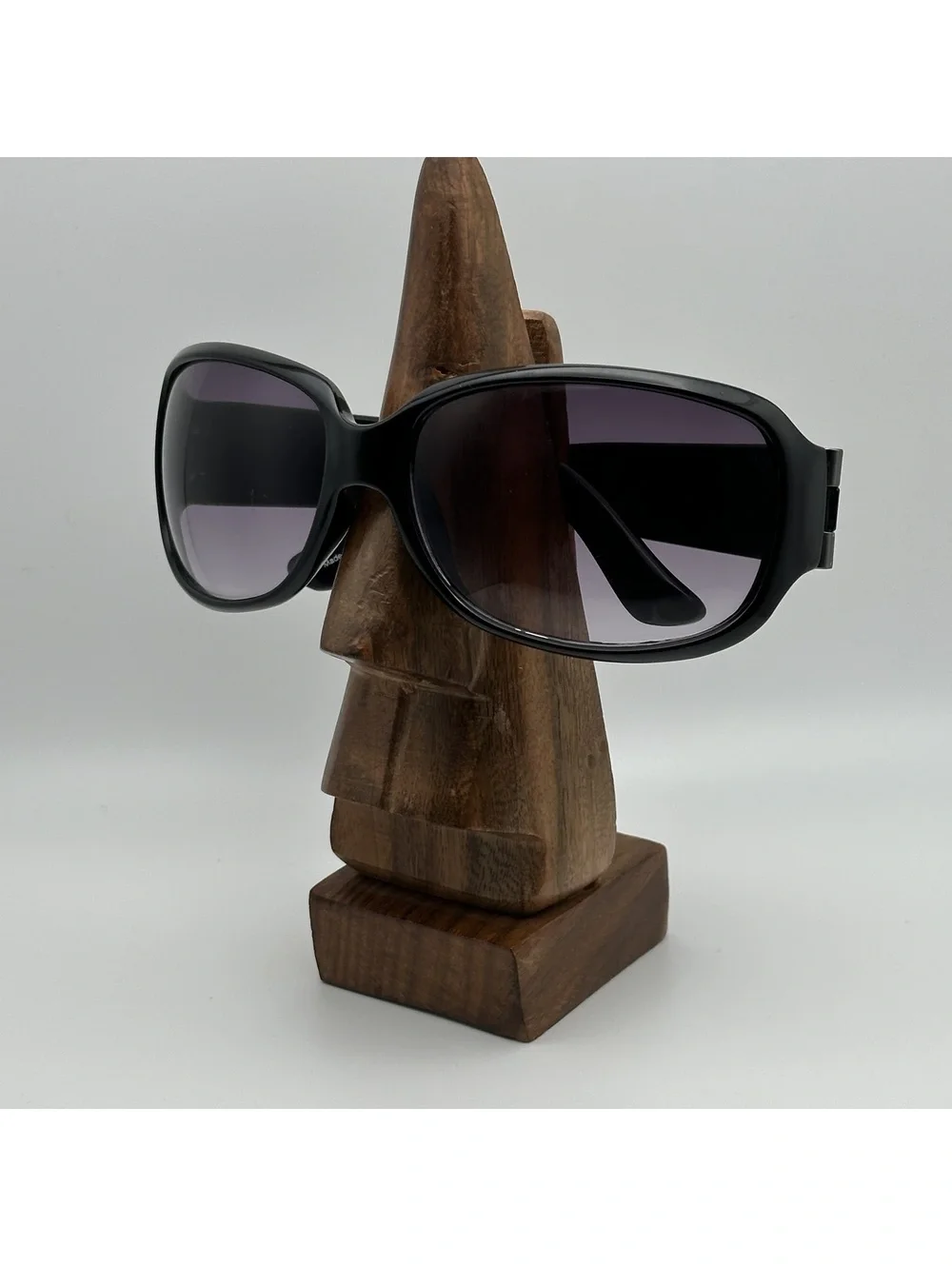 Liz Claiborne Black Oversized Sunglasses with Gradient Lenses